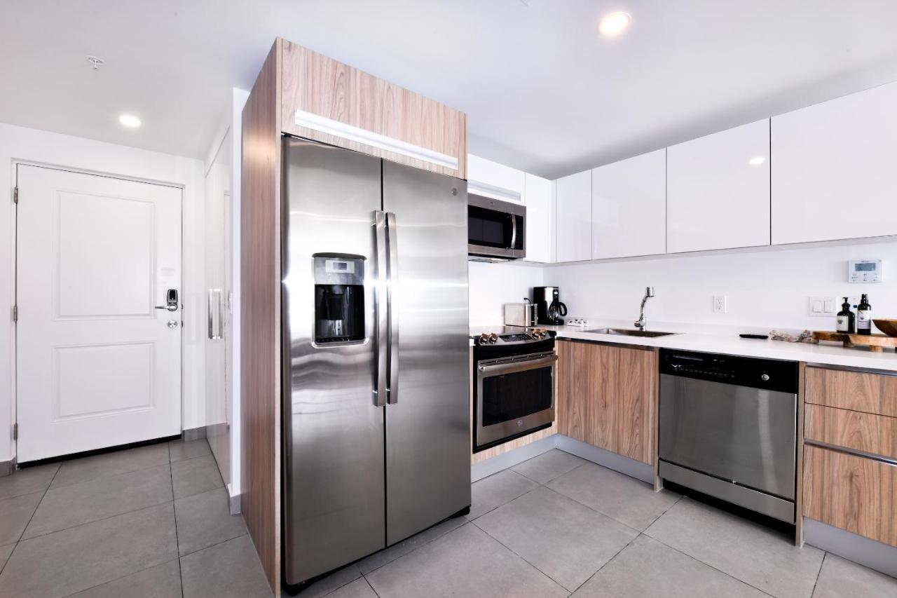 Stylish Luxury Condo, Central Location, Ocean View, Pool, Gym Oranjestad Bagian luar foto
