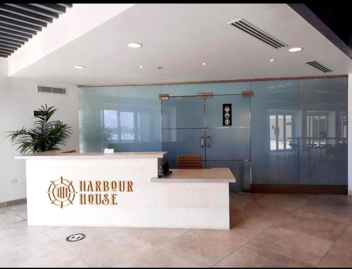 Stylish Luxury Condo, Central Location, Ocean View, Pool, Gym Oranjestad Bagian luar foto